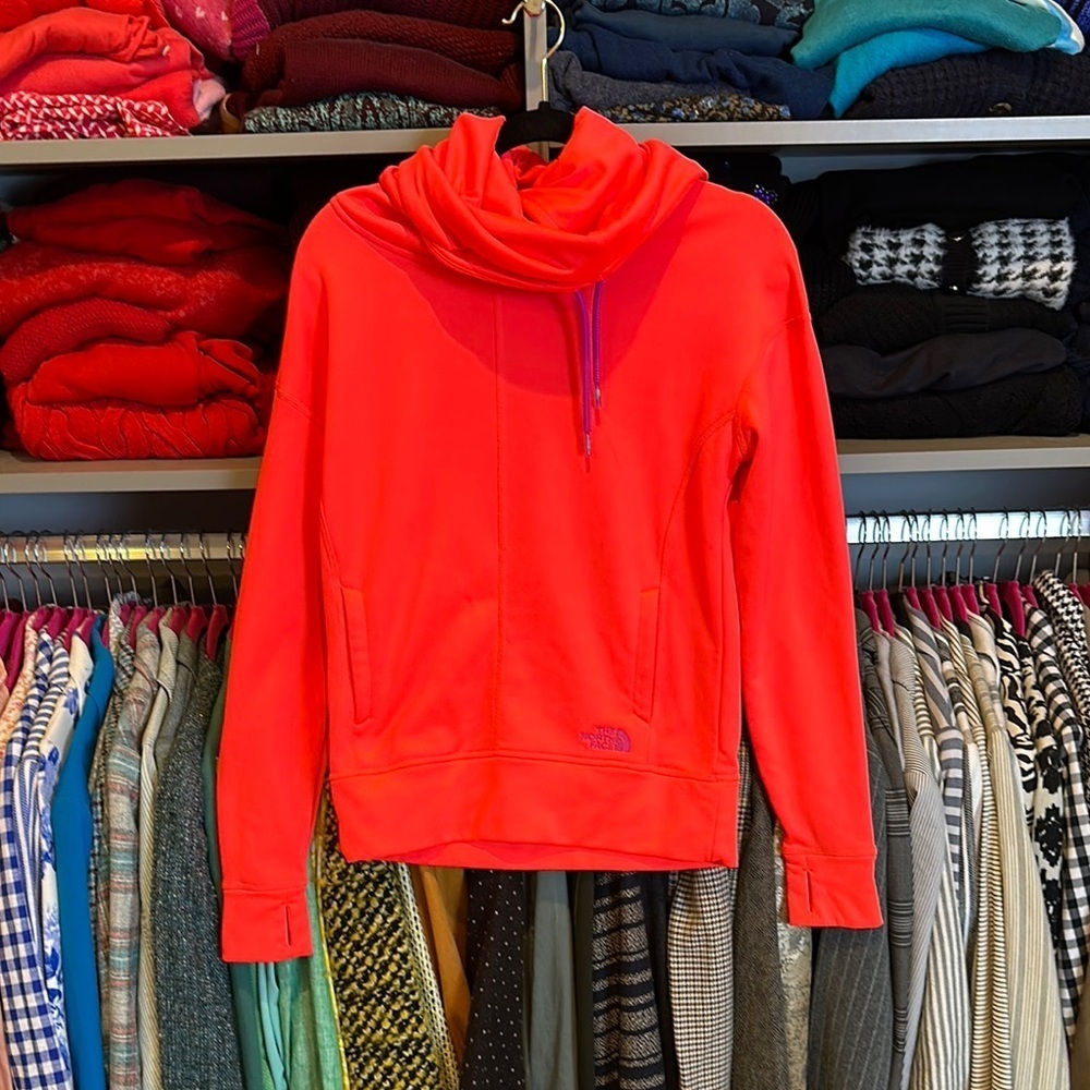 The North Face fluorescent coral hooded 2 pocket sweatshirt size S
